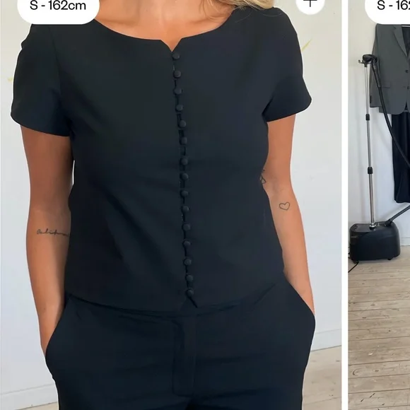 ISO day to day top in black size medium or large - Picture 1 of 1